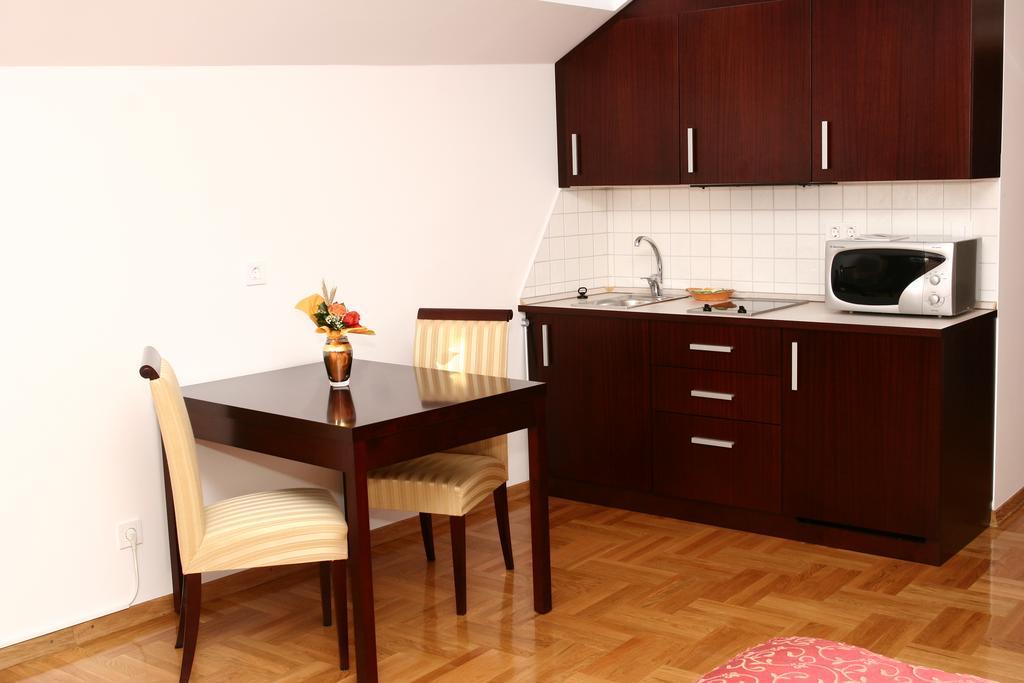 Apartmani Marbis Копривница Стая снимка